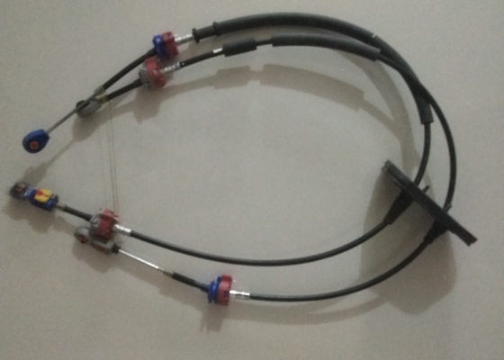 Kabel Pergeseran Gigi Kontrol Otomatis 55230984 Dari PVC + BESI Ukuran Standar Untuk Fiat