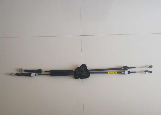 Ukuran standar 8200781046 Kabel Shift Gear Untuk Re-nault